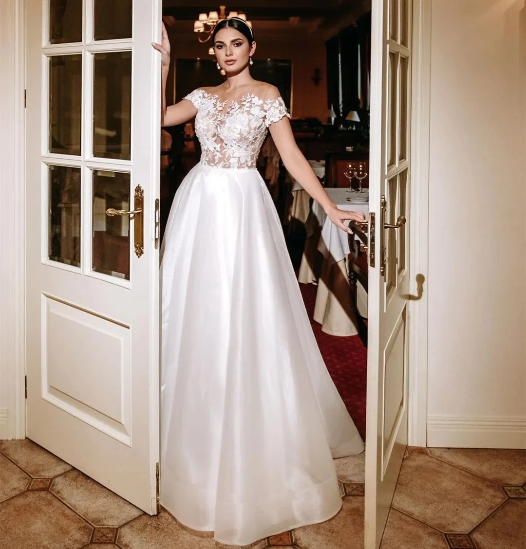 strapless open back dress Square Neck Graduation White Dresses A-Line/Princess Short Sleeves Mini Wedding Party Dress with Ruffles, Ivory