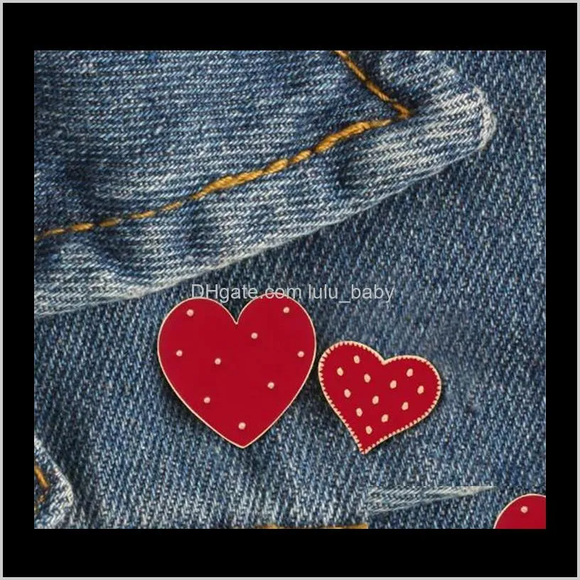 cartoon red big small heart enamel pins cute women brooch denim jackets lapel pin decoration badge fashion jewelry gift t352