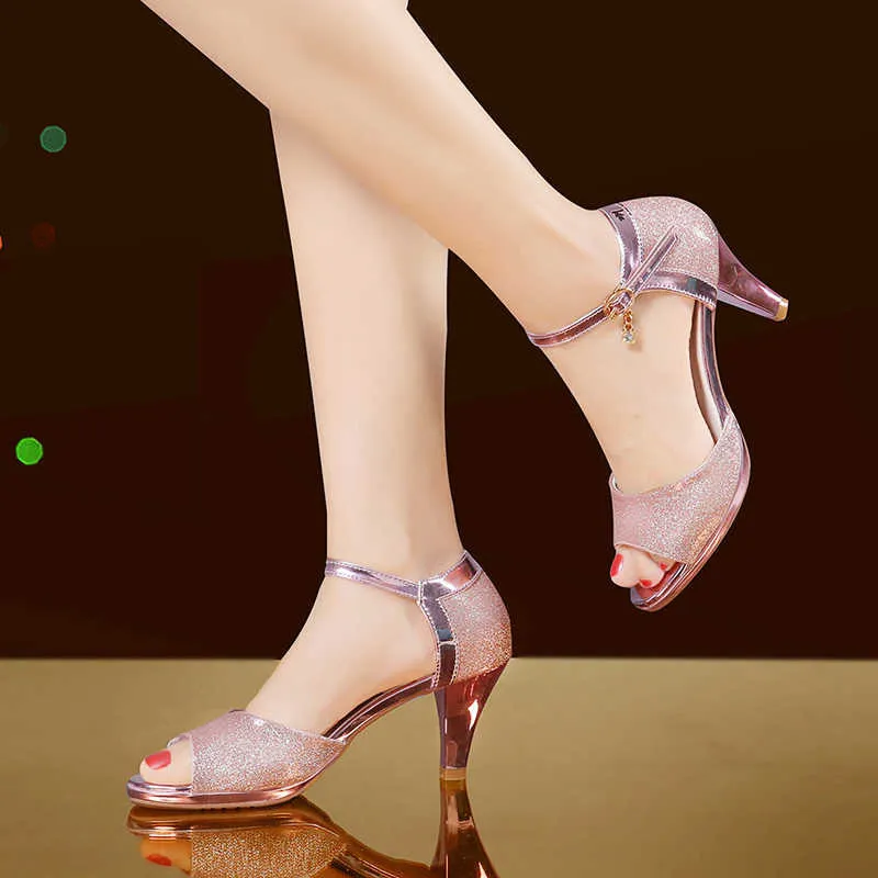Seksi Platform Sandalet Yüksek Topuklu Yaz Ayakkabı Kadın Bayanlar Yaz Sandalet Blok Topuk Ayakkabı Sandalias Mujer 2021 Altın Gümüş X0526