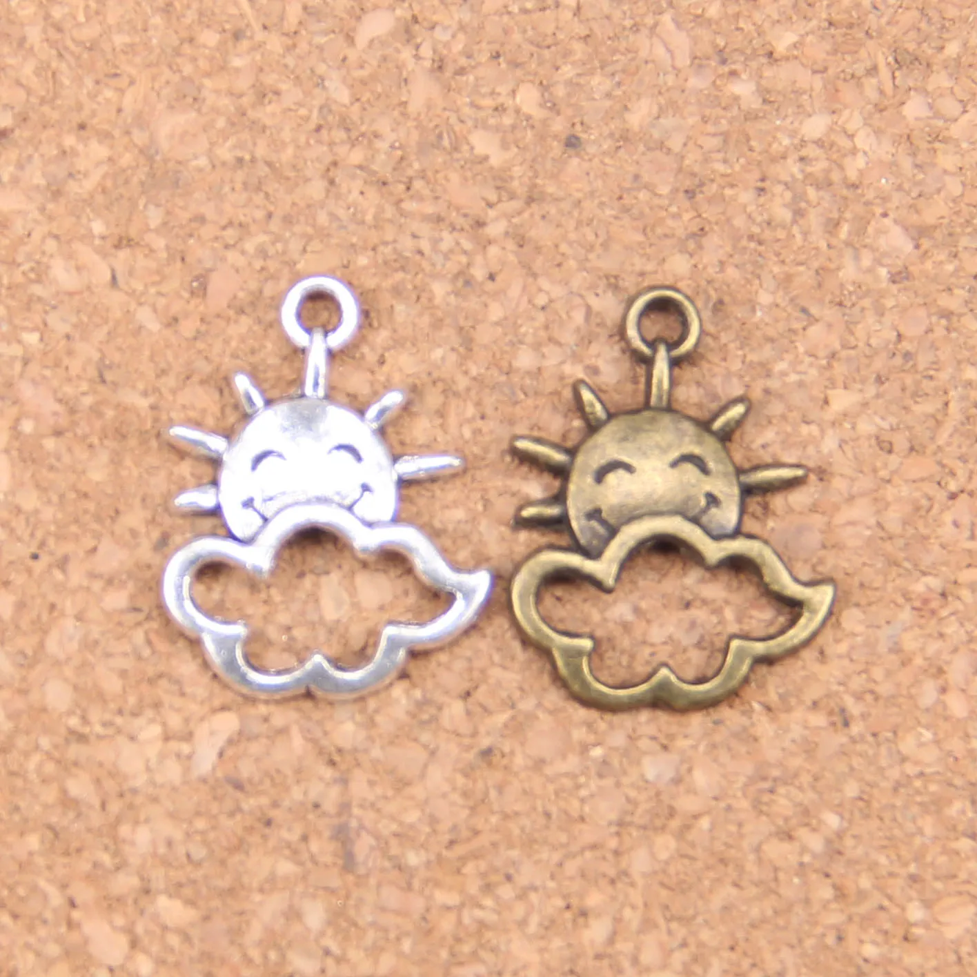 100 sztuk Antique Silver Bronze Plated Sun Cloud Charms Wisiorek DIY Naszyjnik Bransoletka Bransoletka Ustalenia 20 * 17mm