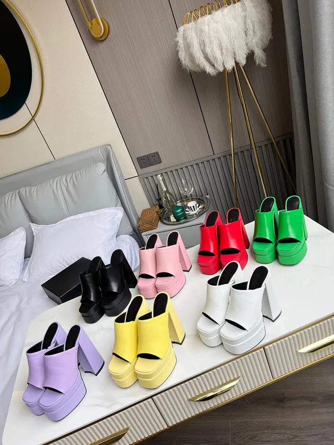 Waterproof platform super high-heeled thick-heeled women`s sandals 2021 summer new slippers, wear sandals and hate the climax