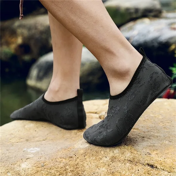 Beach shoes 2019 cheap