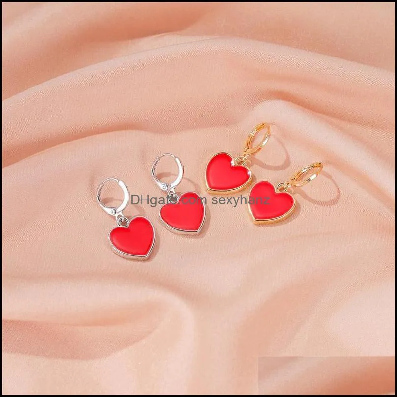 Korean Sweet Red Heart Charm Earring Buckle Alloy Oil Drip Valentine`s Gift Ear Drop For Female Girls Love Gold Dangle Earrings Jewelry Fashion