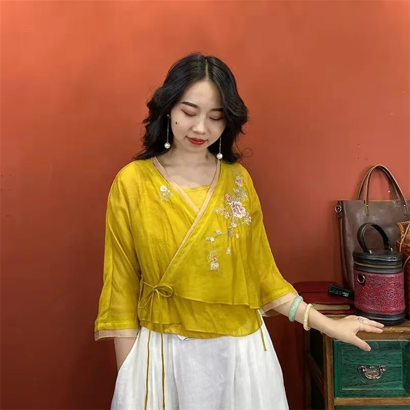 Summer Arts Style Women Casual Loose Half Sleeve V-neck Blouse Silk Cotton Open Stitch Floral Embroidery Short Shirts W224 210512