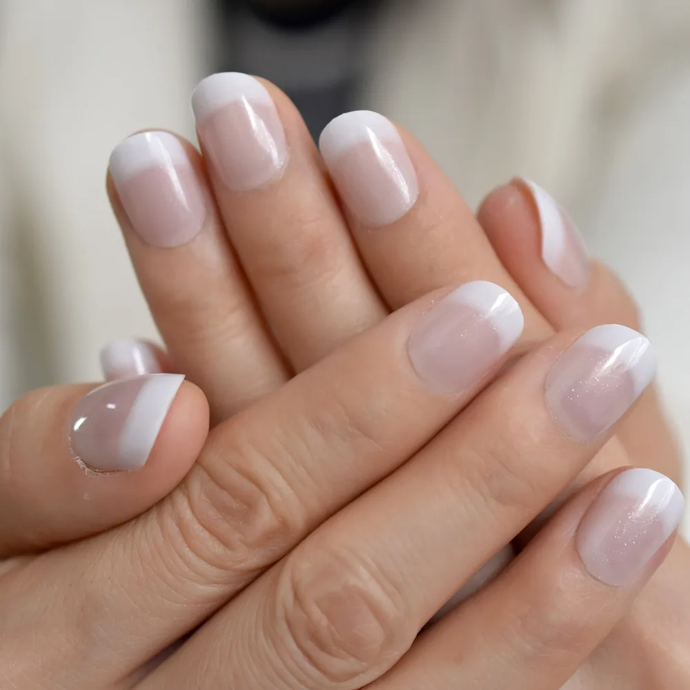 Short french tip discount acrylic nails