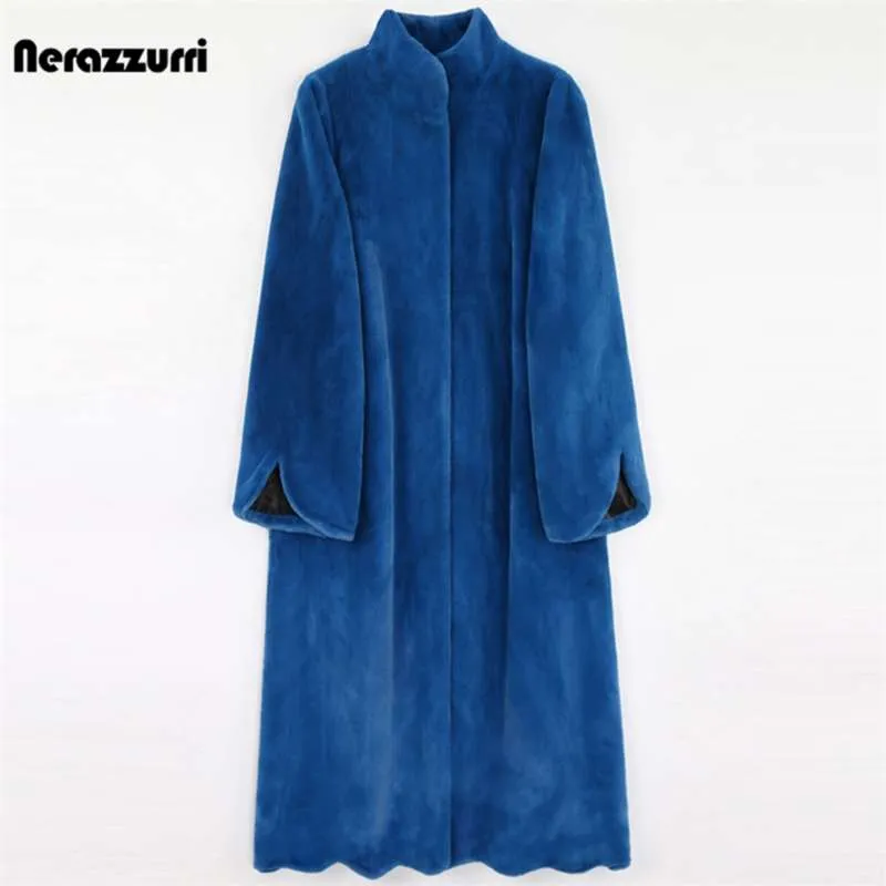 Nerazzurri Inverno Long Blue Quente Thick Fufo Fuxo Casaco de Pele Mulheres Scallop Hem Uma Linha Preto Coreano Moda Outerwear 5XL 6XL 7XL 210928