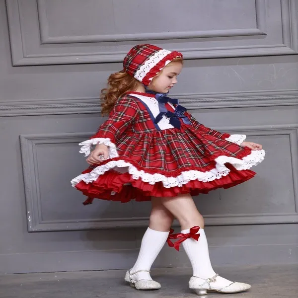 3 pcs bebê outono inverno vermelho xadrez vintage espanhol pompom bola princesa lolita vestido com calças de chapéu para aniversário de Natal q0716