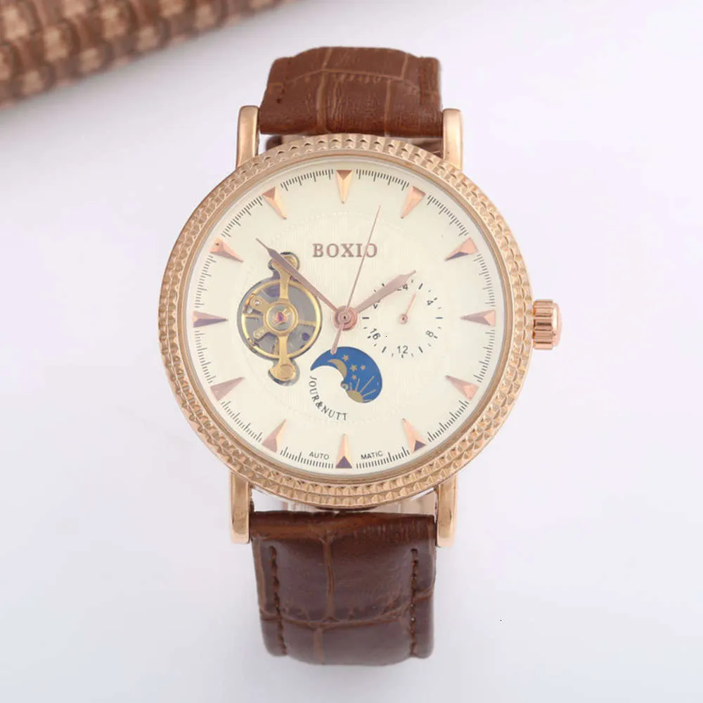 Boxio watch clearance