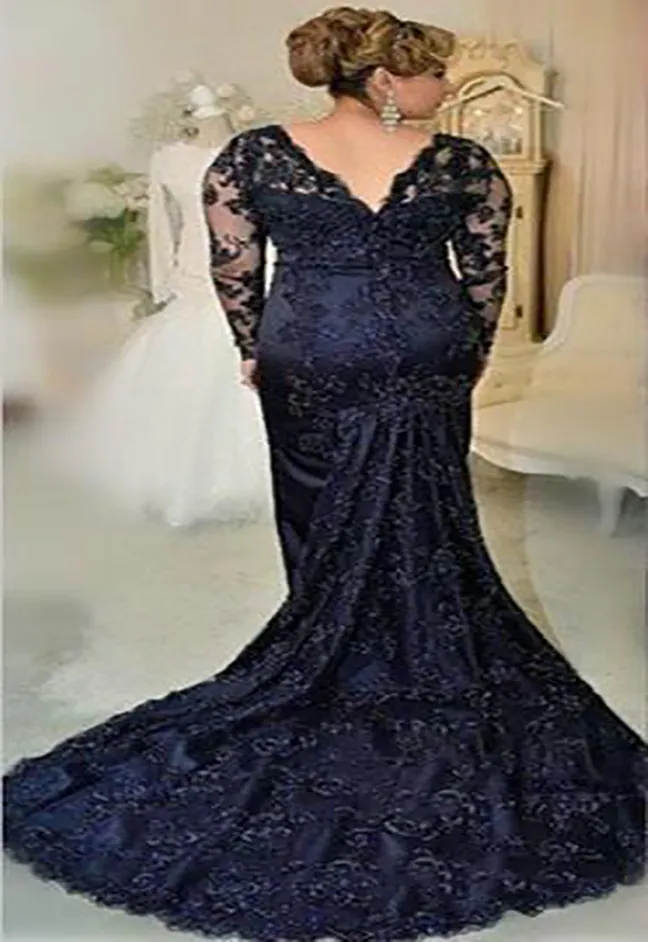 Abiti per la madre della sposa in pizzo blu navy 2022 Nuovi abiti eleganti per la madre dello sposo con scollo a V a maniche lunghe a sirena M63240o