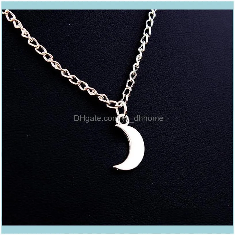 Women Chocker Gold Chain Moon Charm Choker Necklace Jewelry Bijoux Collares Mujer Collier Femme Valentine`s Day Gifts Chokers