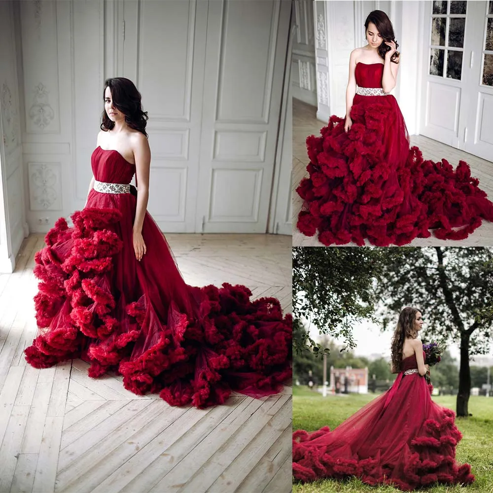 Luxury A Line Evening Dresses Ruffles Puffy Tulle Prom Dress With Bling Beads Sleeveless Formal Prom Party Gowns Custom Made Robe de mariée