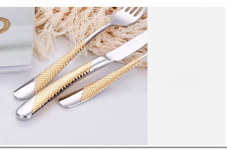 Couverts dorés 16 pièces - Acier inoxydable 18/10, élégants_voghion.com