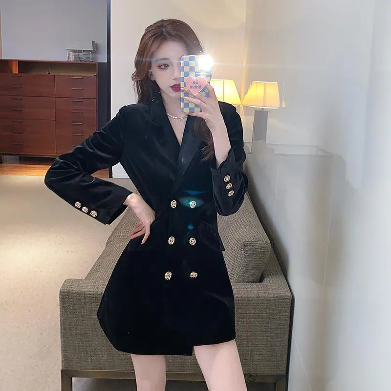 Vestidos casuales Coreano Femenino Elegante Black Velvet Jacke A-Line Vestido Costura Collar Blazer Invierno Mujeres Doble Pecho