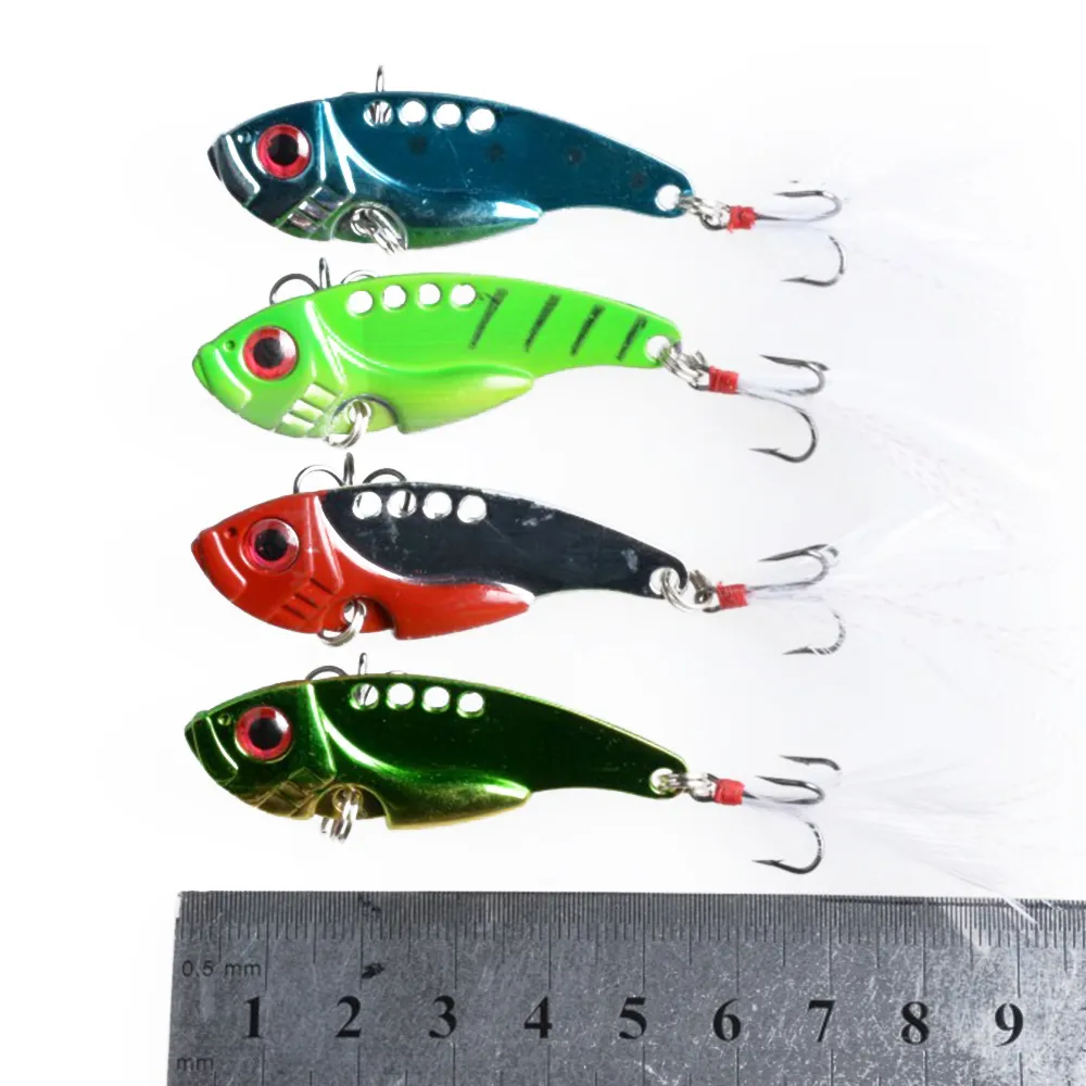 hengjia 60pcs 5.5cm 11g羽毛フックVib019 vib leuresスルー釣りタックルバイブレーターベイトスプーンメタルペスカ