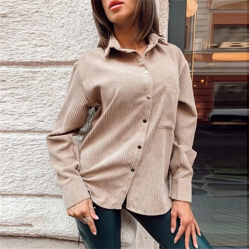 Women Casual Pockets Corduroy Velvet Blouse Long Sleeve Turn Down Collar Solid Office Lady Shirt Winter Fashion Tops 220307