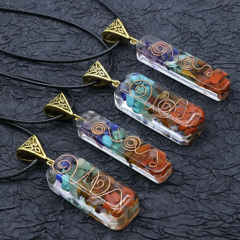 Retro Reiki Healing Chips Stone Natural Crystal semi-precious stone lithotripsy Meditation Seven chakra pendant Pendulum necklace for women men jewelry