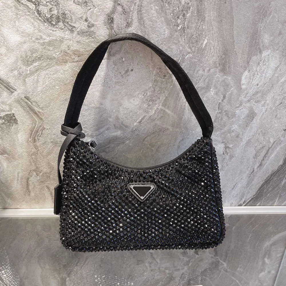 Väska Diamond Kvinnor Skulder 2021 Sommar 8 Färg Underarm Purses Fashion Lady Designers Luxurys Brandväskor Bling Nylon Hög kvalitet