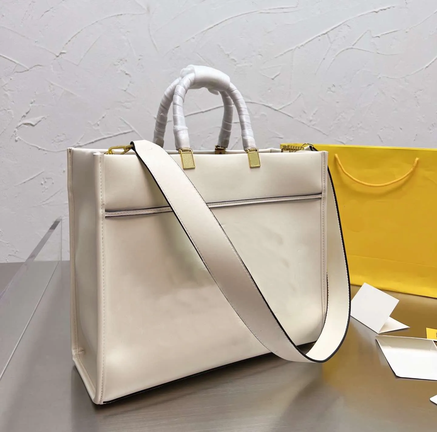 2022 luxury women`s shopping bag designer handbag classic pattern letter Shoulder Bags Fashion totes high quality cross body large capacity