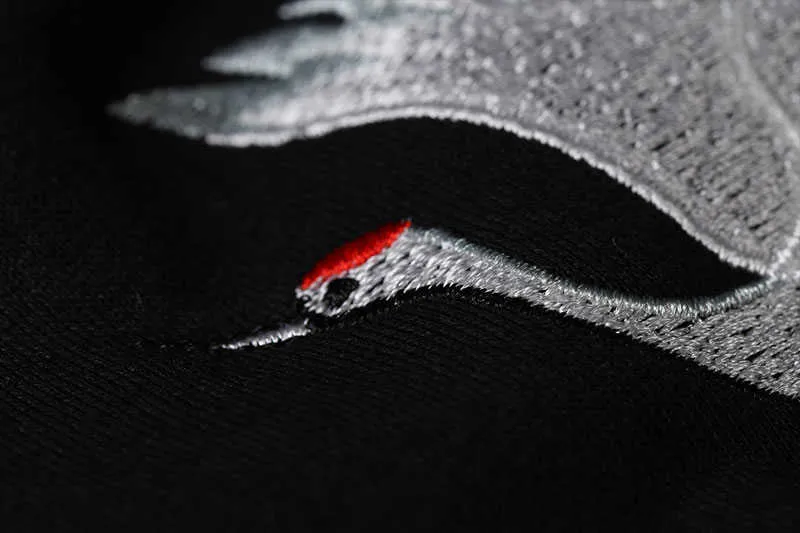 Embroidery Japanese Crane Hoodies 5