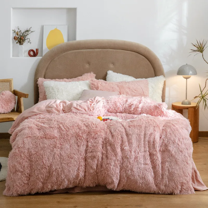 Literie de vison longue + housse de couette en polaire de cachemire épaissir le linge chaud (sans remplissage) ensemble de lit rose doux 210319