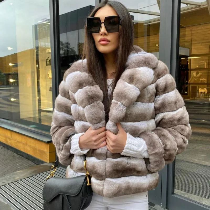 Kvinnors Fur Faux 2021 Fashion Real Rex Jacka med nedskrivningskrogram Tjock varm överrock Lyxig kvinna Äkta kappor
