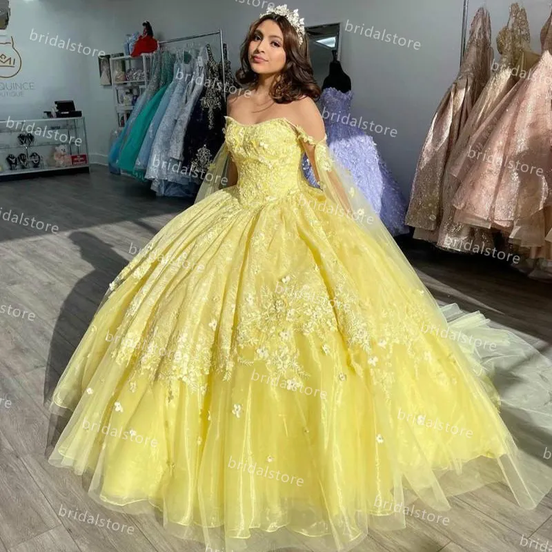 Robes de Quinceanera jaunes élégantes avec des fleurs faites à la main sans bretelles robe de bal Tulle dentelle douce 16 robe Corset deuxième fête porter jupe robes de quincea￱era