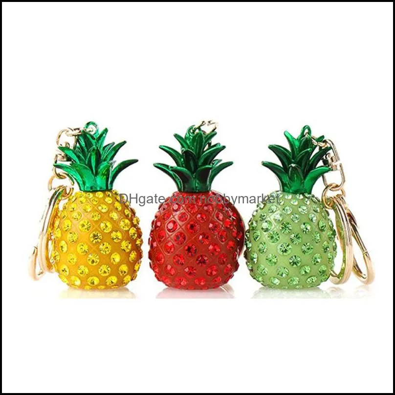 Creative Jewellery Luxury Rhinestone Pineapple Key Rings for Women Bag Buckles Car Key Keychain Fashion Accessories Birthday Gifts