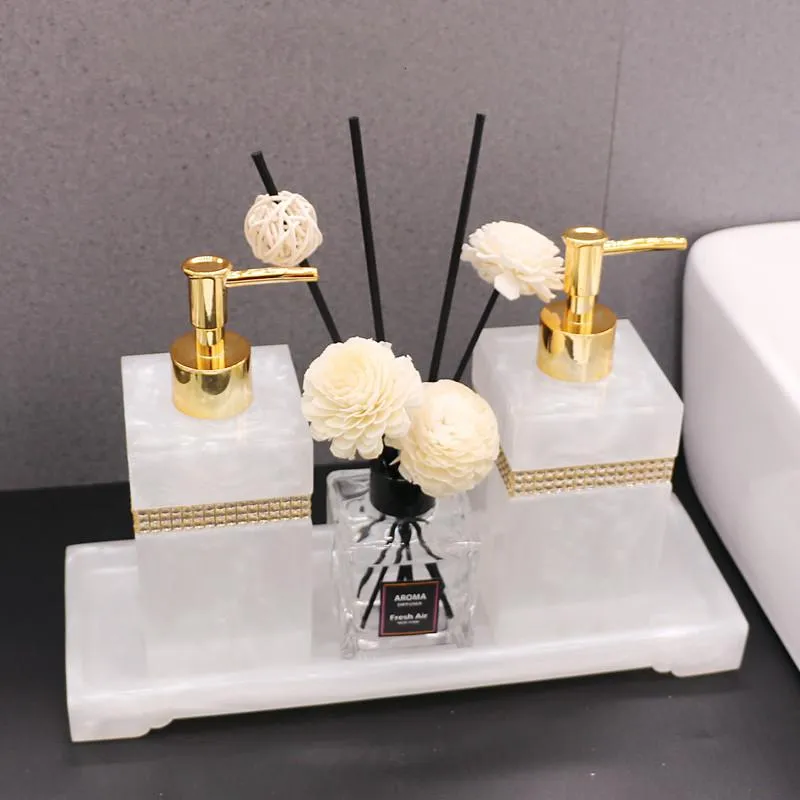 Bath Accessory Set Bathroom Accessories 500ml Soap Dispenser Toothbrush Holder Kit Home Decoration Dish Tissue Boxes Toothpick