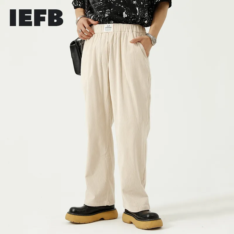 IEFB Abbigliamento da uomo Estate Personalità semplice Tendenza Pantaloni larghi a vita media Pantaloni casual in velluto a coste Pantaloni a vita elastica 9Y7440 210524