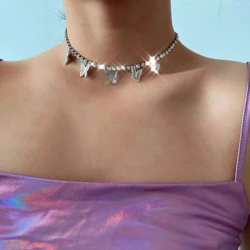 Chokers Butterfly Подвесная теннисная цепь Choker для женщин Металлическое ожерелье Красочный замороженный вечеринка Ювелирные изделия горный хрусталь сияющий подарок моды