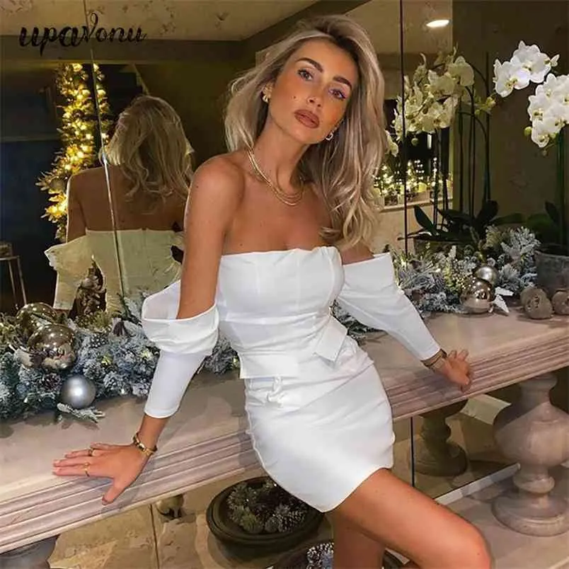 Gratis Kvinnors Vit Bandage Klänningar Sexig Kort Skulder Långärmad Bodycon Mini Dress Club Night Party Vestidos 210524