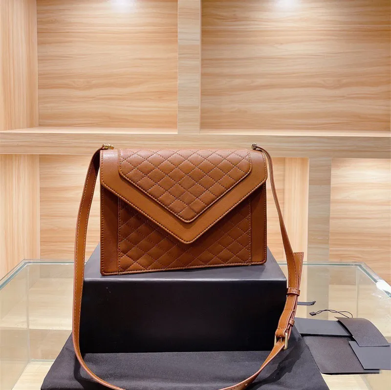 Gaby Postman Bag Shoulder Bags Luxurys Designers Top Quality Ladies Handbag Fashion 5-color Size 27 * 20cm With Box