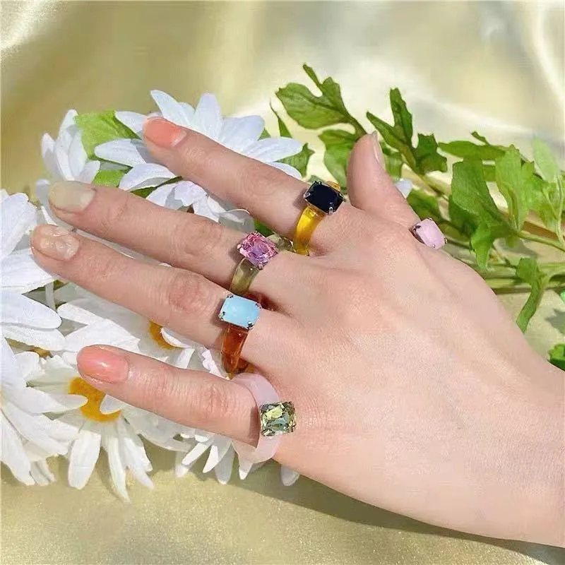 Resin Akrylowe pierścienie Diamentowe Vintage Plastic Ring Ring Ring Kolorowe Palce Pierścień Biżuteria Moda Unikalny Kwadratowy Klejnot Ring Rysunek Akcesoria