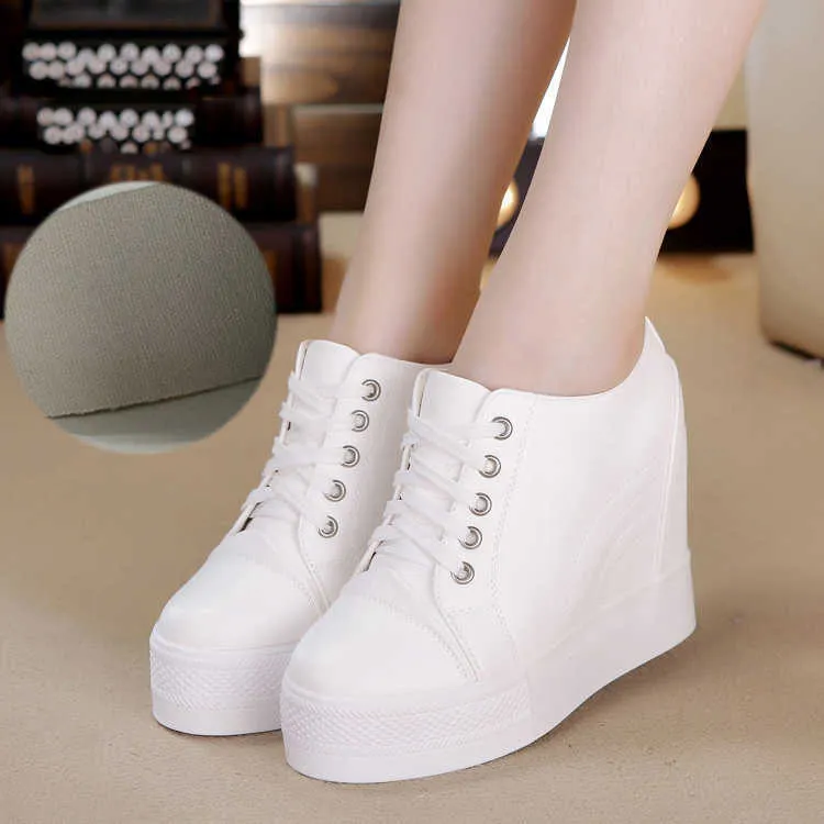 Autunno High Top Wedge Platform Sneakers Donna Scarpe casual Tacchi nascosti Sneakers da donna Scarpe da donna YYJ150 211014