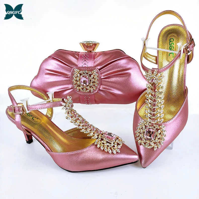Aankomst Fashion Style Italian Design Pink Color Dames Schoenen en tassen om te matchen Set versierd met voor partij 210624