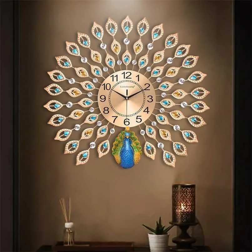 3D Large Wall Clock Home Decoration Bracket Modern Design Mounted Mute Peacock Pattern Hanging Watch Crafts 211023