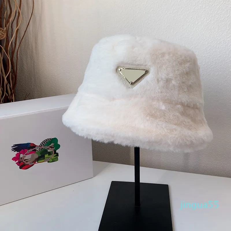 Cappello da pescatore invernale Designer Caps Lettera Berretto da uomo Cappelli di lana Triangolo di lusso Aggiungi cotone Donna Uomo Street Moda casual
