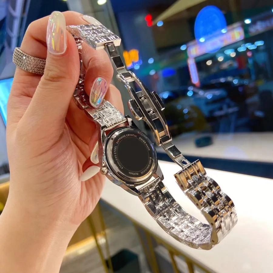 DHgate.com:Stylish Womens Metal Band Wrist Watch for All DHgate.com:Stylish Womens Metal Band Wrist Watch for All