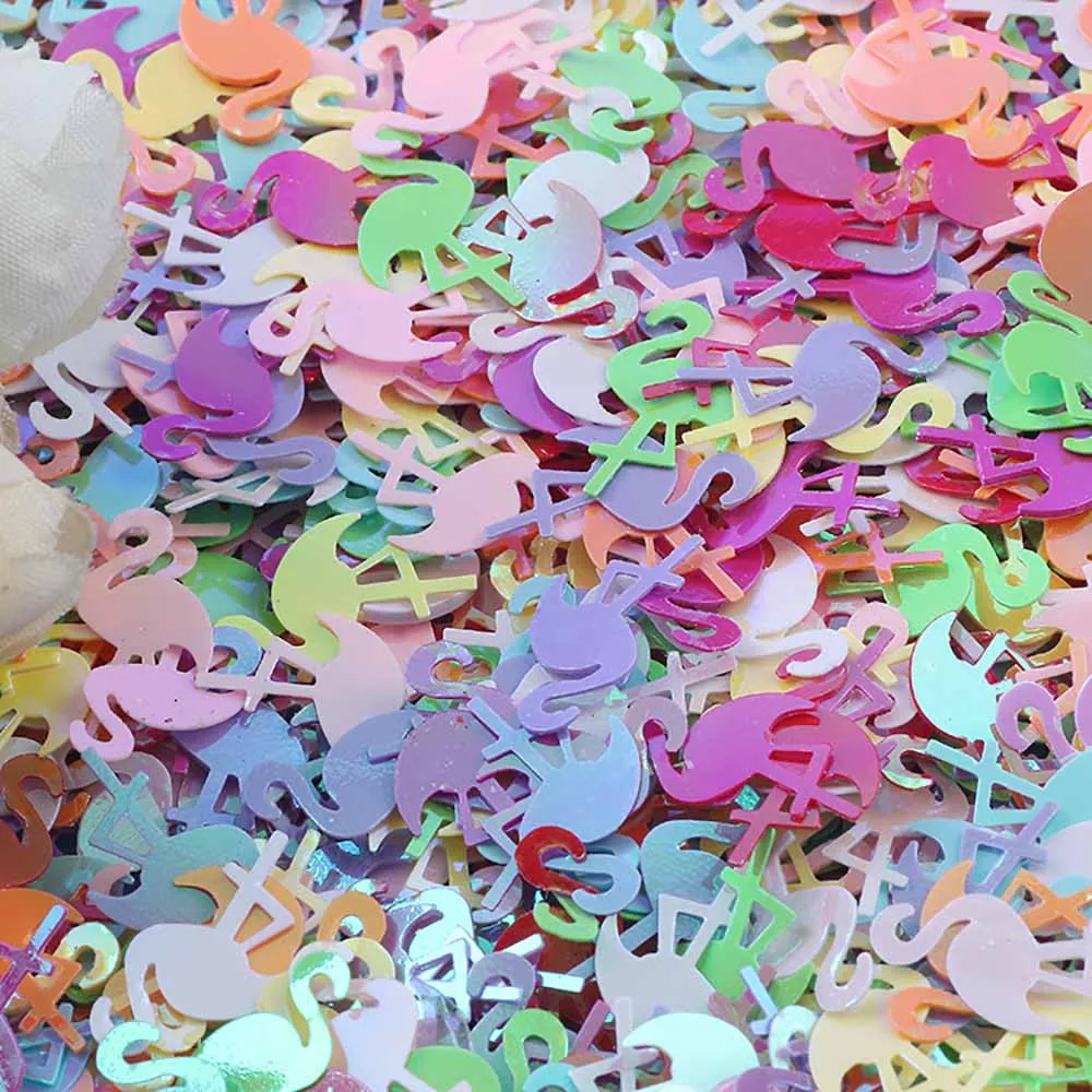 Confettis flamant rose avec paillettes brillantes de 15MM, 15 g/paquet, accessoires pour sac de fête d'anniversaire, fête prénatale, bricolage, fournitures de décoration de Table dispersées