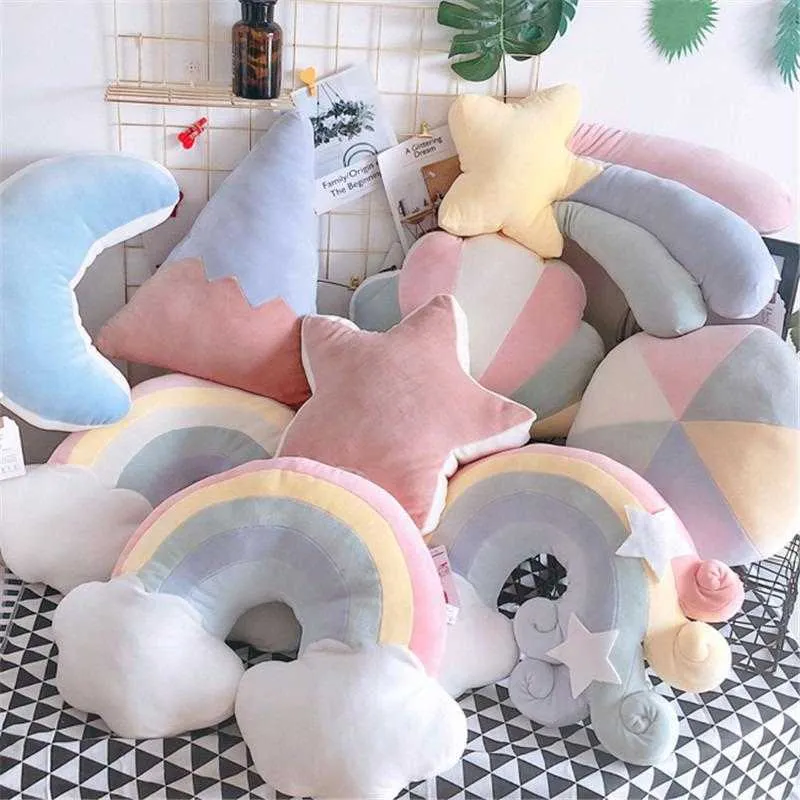 Nordic lovely cartoon girl heart rainbow pillow sofa cushion crib children's room decoration sofa cushion decoration 210716