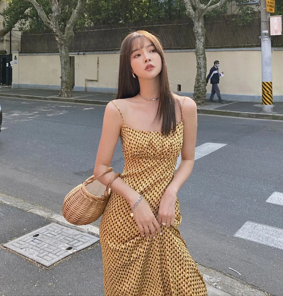 夏の日の出イエロー千鳥格子の女性のストラップドレス韓国の服のセクシーなチューブトップマキシフェムメローブ210514