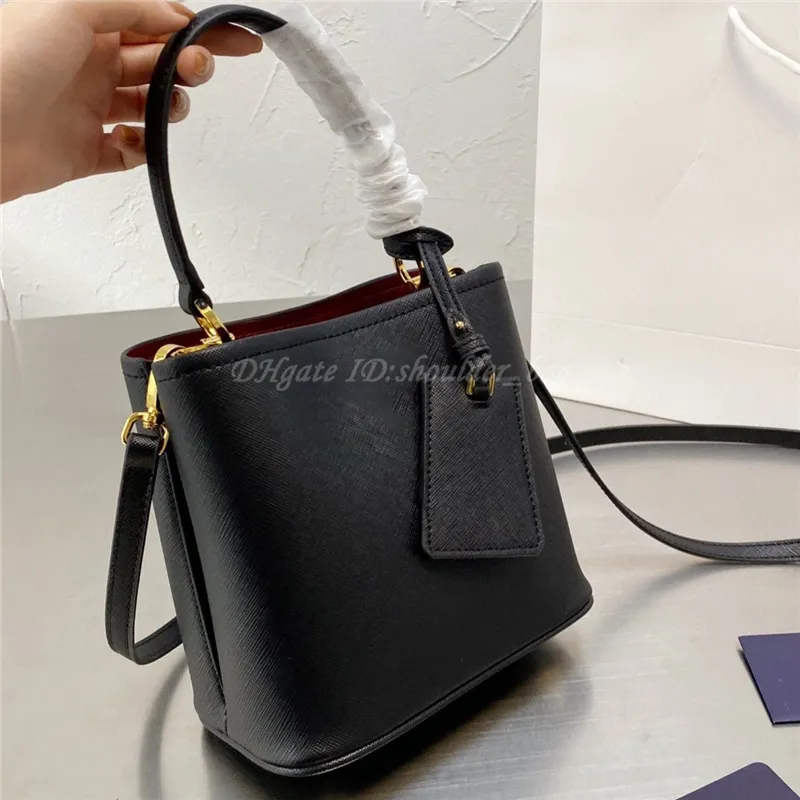 محافظ أزياء الكتف القابض crossbody دلو حقيبة محفظة حقائب اليد حمل برميل شكل مثلث رفرف المحافظ حقائب النساء مصممي الفموي أكياس 2021 حقيبة محفظة