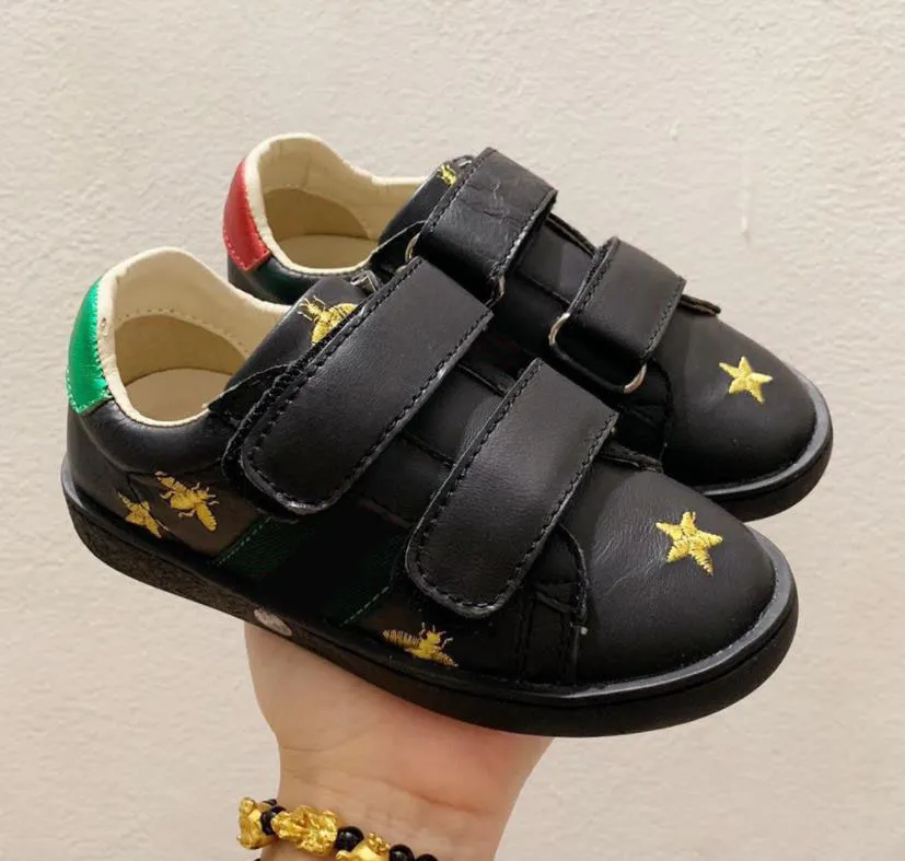 2021 bébé baskets nouveau-né garçons filles coeur étoile premiers marcheurs berceau chaussures enfants à lacets PU chaussures Prewalker Sneakers24-35