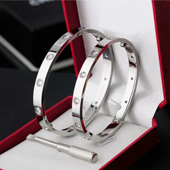 Mens Womens Custom Made Bracelet Luxury Designer Smycken Nail Bangles Charm Diamant Silver Guld Skruv Rostfritt Stål Mode Skruvmejsel Söt Par Armband