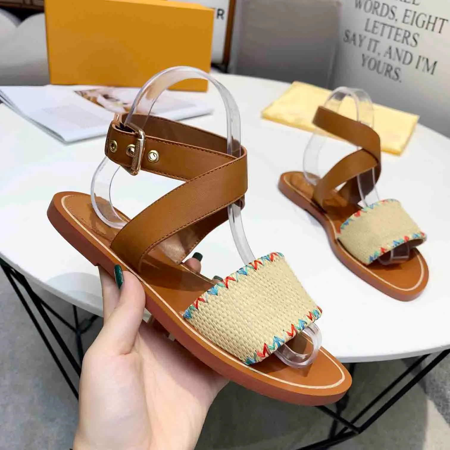 2022 Sandały Kobiety Pantofel Mężczyźni Slidki Waterfront Brown Leather Sandal Womens High Heels Męskie Buty 35-42 z pomarańczowym pudełkiem i torbą na kurz