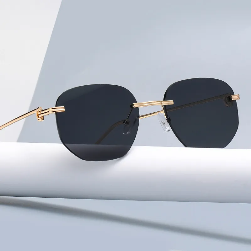 2022 새로운 컷 EE 선글라스 남성과 여성 패션 트렌드 제품 세련된 다각형 Sunglass Wholale Shad Gafas de Sol Mujer
