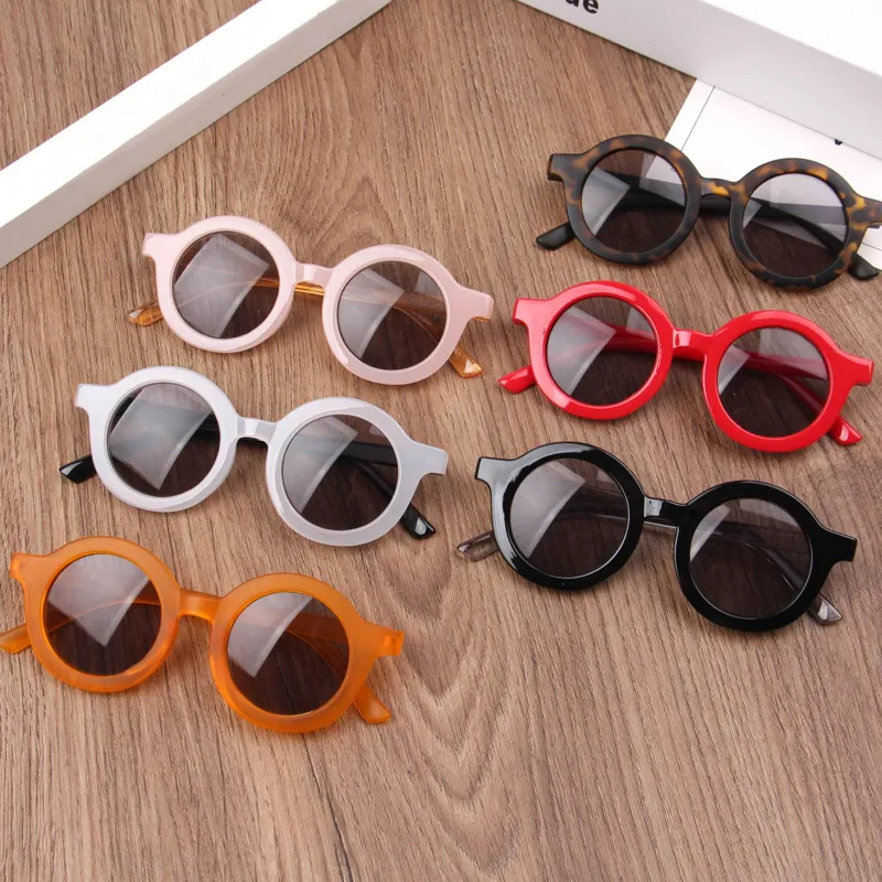 Ücretsiz DHL Erkek Kız Moda Sevimli Güneş Gözlüğü Çocuklar Vintage Yuvarlak Çerçeve Gözlük Gözlük Yaz Plaj Açık Spor Çocuk UV Koruma Güneş Gözlükleri