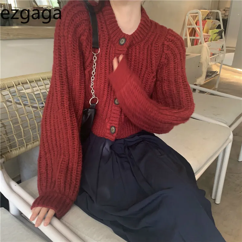 Ezgaga Maglione lavorato a maglia rosso Donna Inverno New Fashion Elegante O-Collo Spesso allentato Cardigan lavorato a maglia caldo Outwear Crop Top 210430