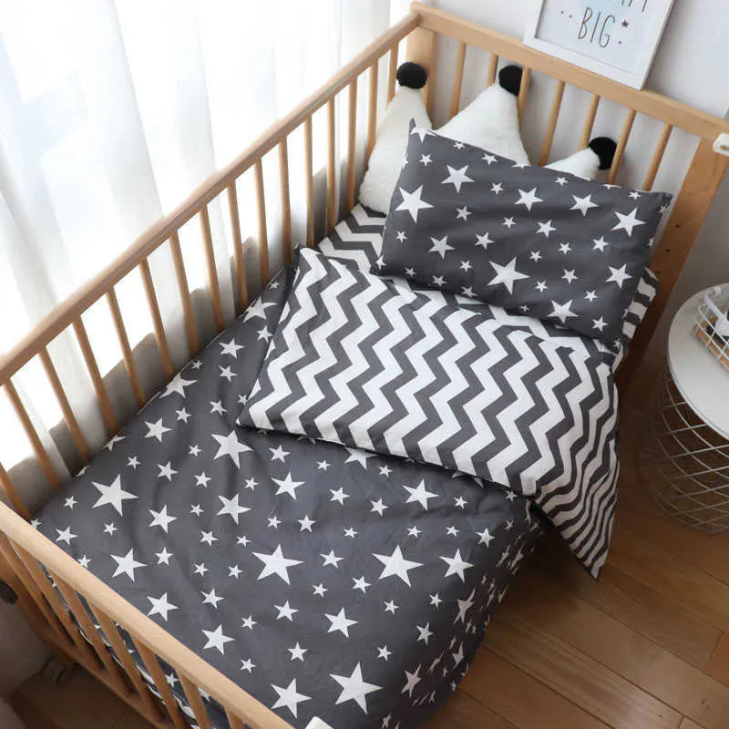 3 pcs Baby Bedding Set para Recém-Newborns Estrela Padrão Kid Bed Bed Boy Menino Pure Algodão Tecido Berço Capa De Duveta Pillocase Folha