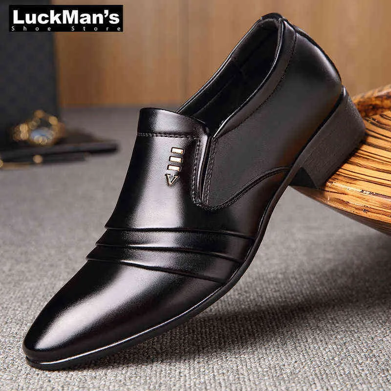 LuckMan hommes chaussures habillées en cuir PU mode hommes robe d'affaires mocassins pointus chaussures noires Oxford respirant chaussures de mariage formelles H1125